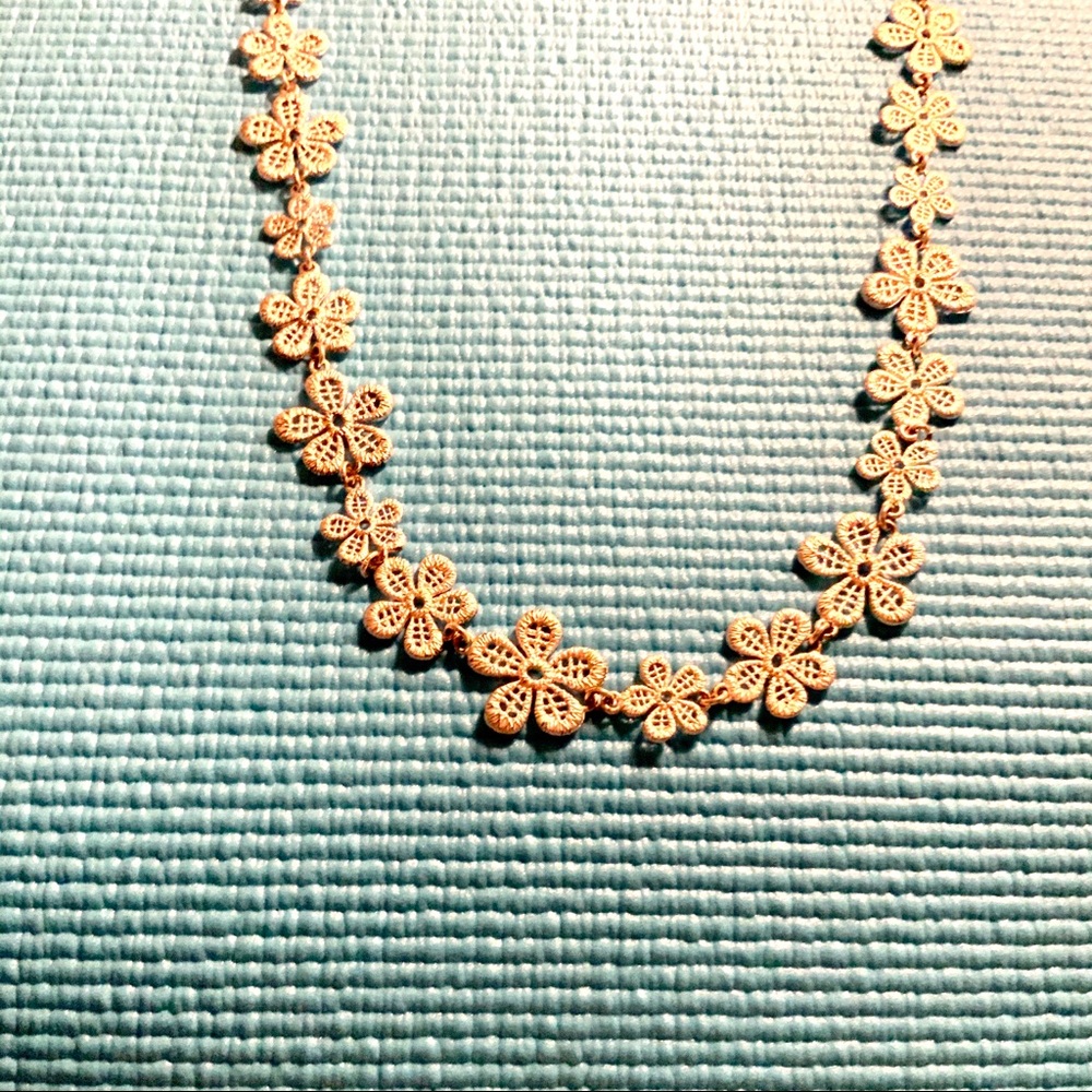 Flower necklace